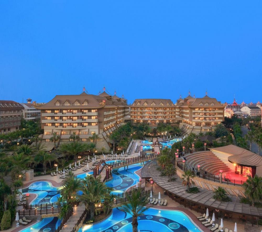 Hotel Royal Dragon - poza 1